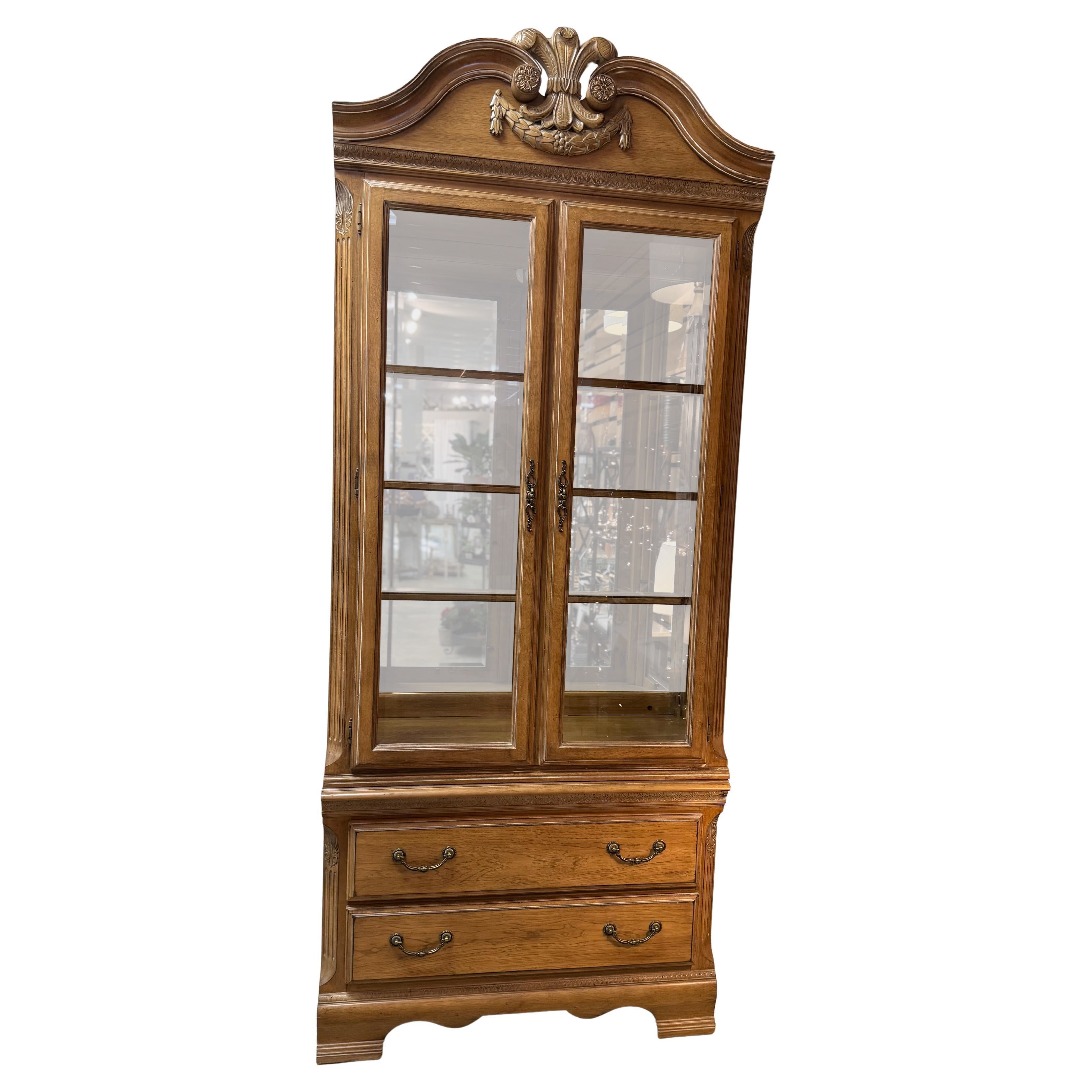 Vitrine vintage de Lexington  deux parties