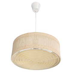 Schwedische Designerin, Pendelleuchte, Stoff, Teakholz, Kunststoff, Schweden, 1970er Jahre