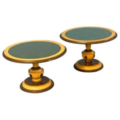 Ein Paar italienische Cocktail Tables im neoklassischen Stil, 1960