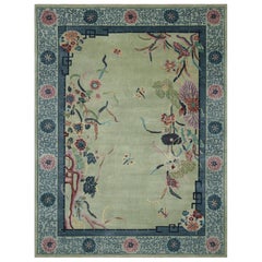 Rug & Kilim's Chinese Art Deco Style Rug, Blue and Green with Floral Patterns (tapis chinois de style Art déco, bleu et vert avec motifs floraux)