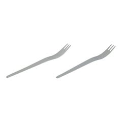 Arne Jacobsen para Georg Jensen. Dos tenedores largos para ensalada de acero inoxidable.