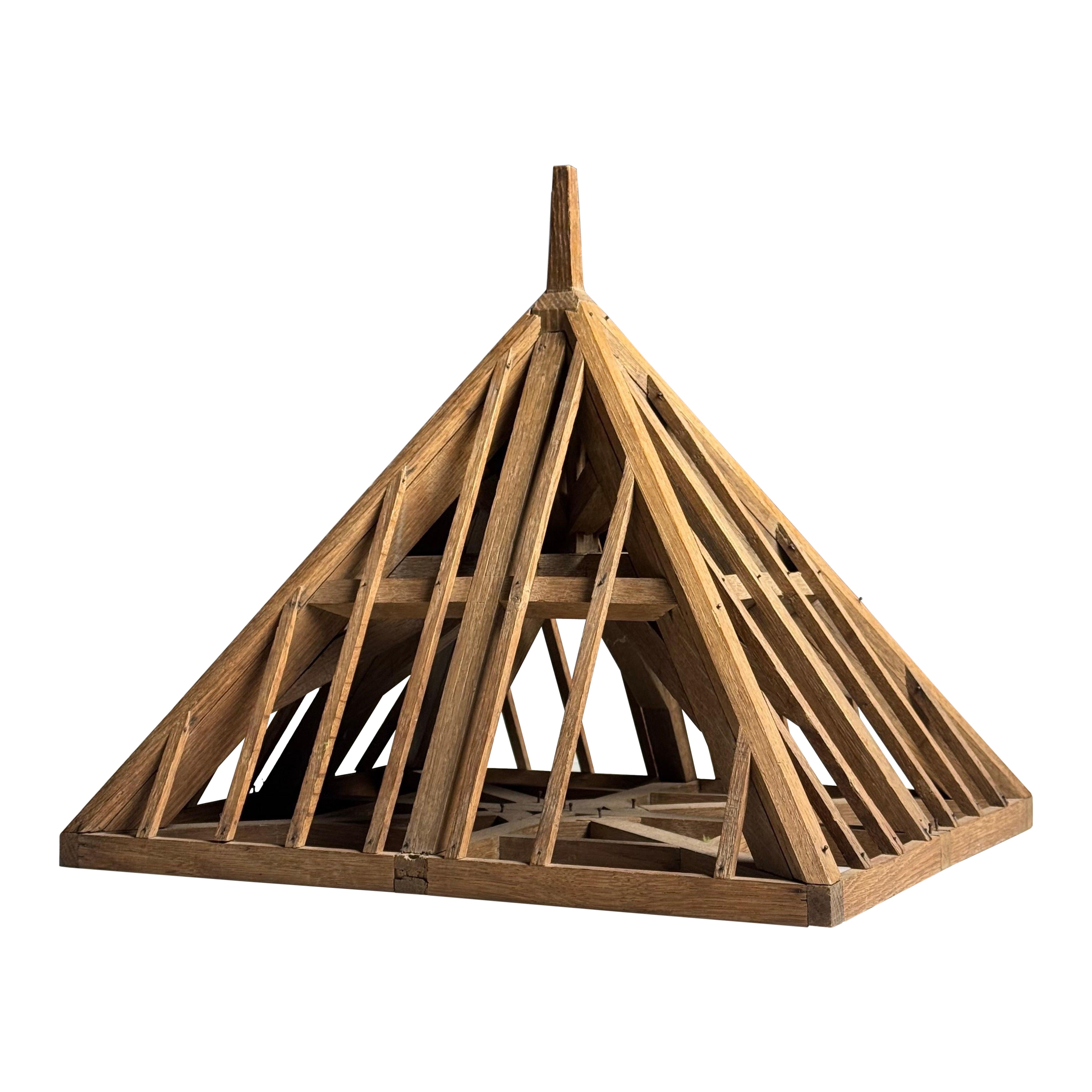 Piece de Maitrise, Architectural roof model