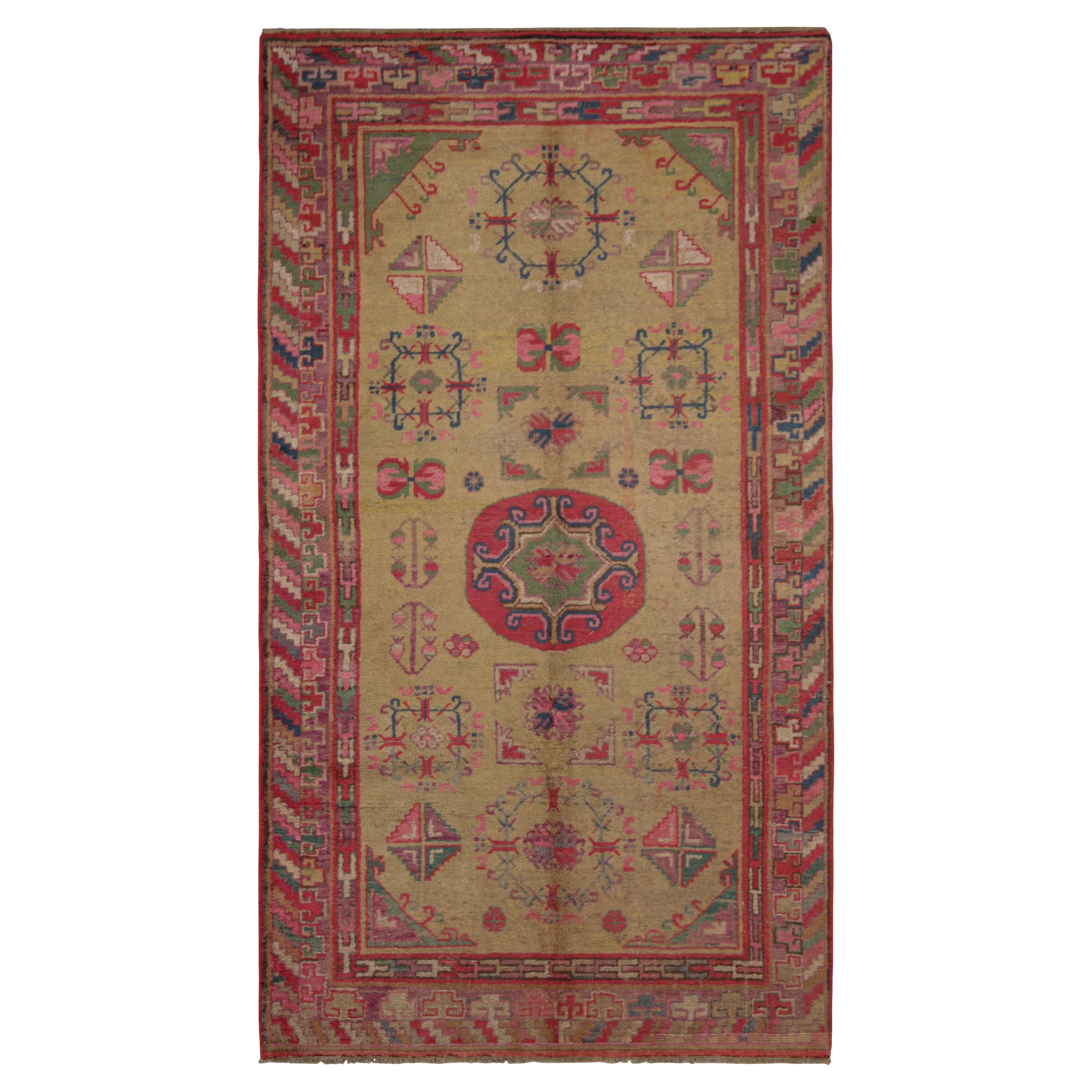 Vintage Samarkand Rug in Beige and Red with Geometric Medallion - Rug & Kilim