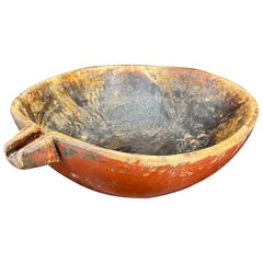 Bol à verser en bois scandinave du début du 19e siècle