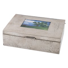 Caja para puros de peltre de Sheffield con esmalte de paisaje c1910