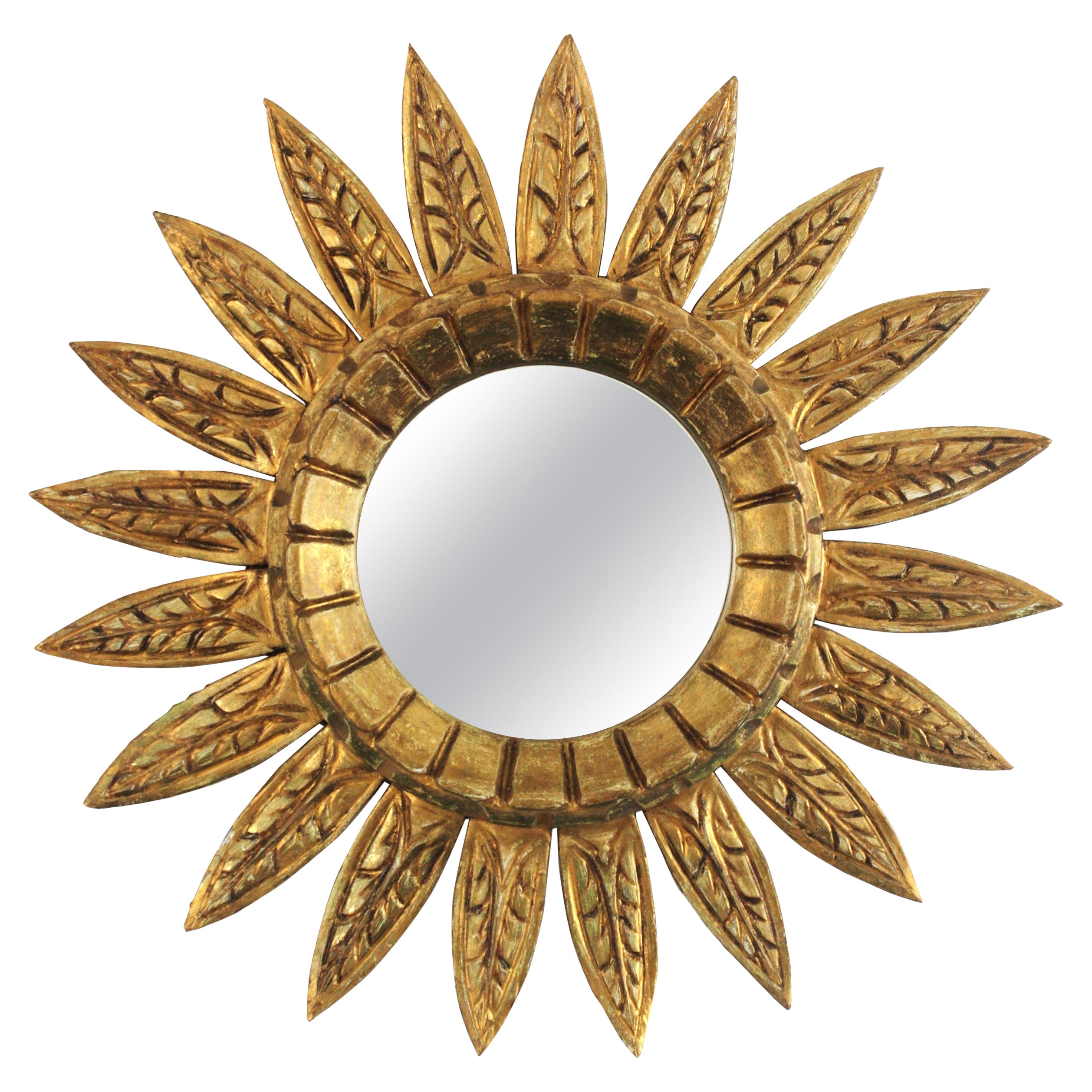 Espejo en forma de flor / Espejo Sunburst en madera dorada, años 50