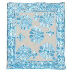 Revêtement de coussin bleu 15"x17" New Cotton Lace Pillow (Oreiller en dentelle de coton). Oreiller fait à la main
