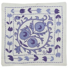 Almohada de algodón bordada de 16 "x18". Funda de cojín hecha a mano. Cojín Azul