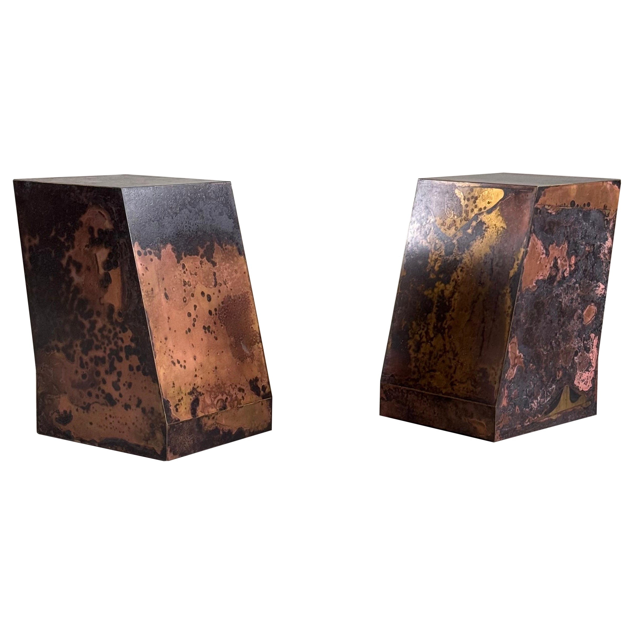 "STŒL" Tabouret sculptural en laiton dépoli à l'acide, édition limitée par Project Twenty Two en vente
