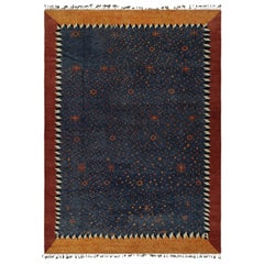 Rug & Kilim's übergroßer Teppich im marokkanischen Stil in Blau mit rostfarbenen geometrischen Mustern