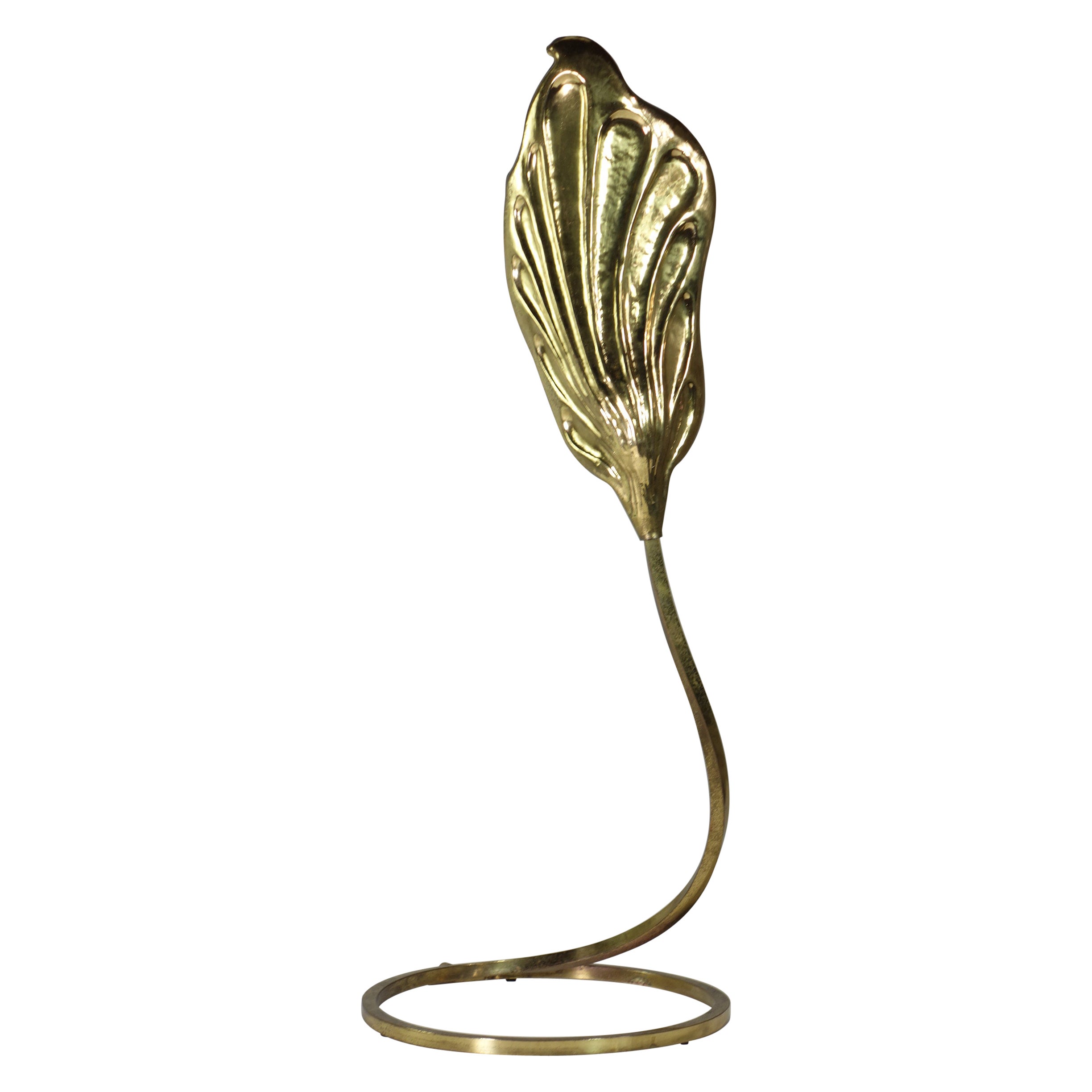 1970 Tommaso Barbi Carlo Giorgi Lampada da tavolo in ottone a foglia di design italiano