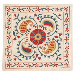20 "x20" Copricuscino in 100% seta. Cuscino in pizzo colorato. Cuscino ricamato