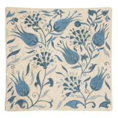 Housse de coussin en soie brodée 19 "x19". Taie d'oreiller faite à la main. New Toss Pillow