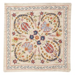 Housse de coussin en soie brodée 20 "x20". Taie d'oreiller faite à la main. Sham coloré