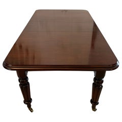Mesa Extensible de Caoba Antigua Figurada de 8 Plazas de Magnífica Calidad