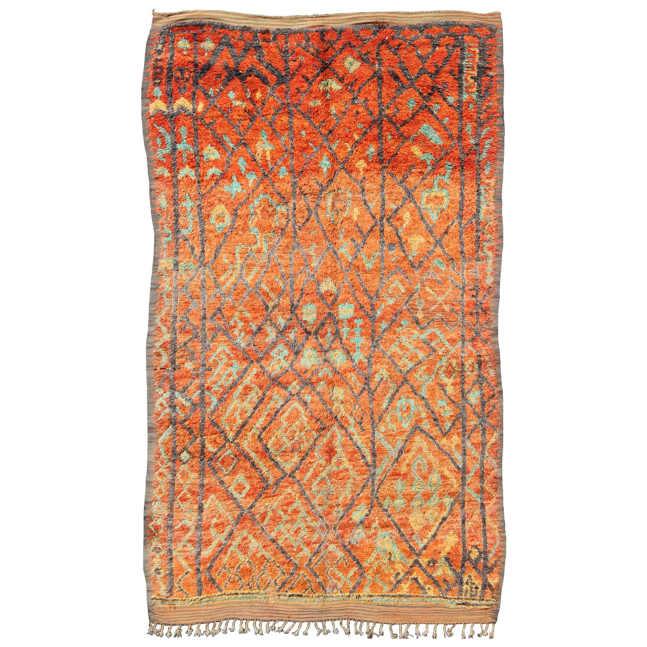Marokkanischer Beni-Mklid-Teppich mit subgeometrischem Stammesmuster, Vintage