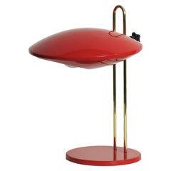 Lampada da tavolo francese del Medioevo di Aluminor