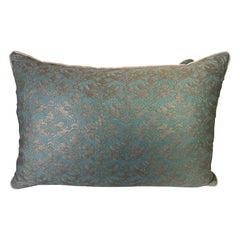 Paire de coussins à motifs "Richelieu" de Fortuny