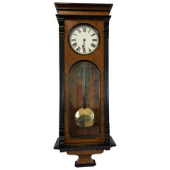 Antiguo Reloj de Pared de 8 Días de Nogal Figurado de Calidad Victoriana