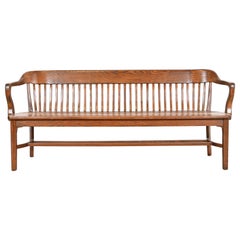 Banc d'avocat ancien en chêne massif des Arts & Crafts, nouvellement repeint