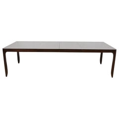 Barbara Barry para Henredon Elegante mesa de comedor moderna de nogal, repintada
