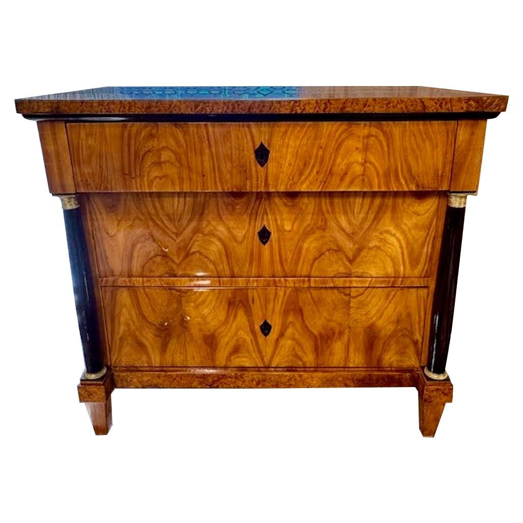 Commodo tedesco Biedermeier