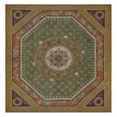 Tapis d'Aubusson ancien en laine, vert, floral, fait à la main