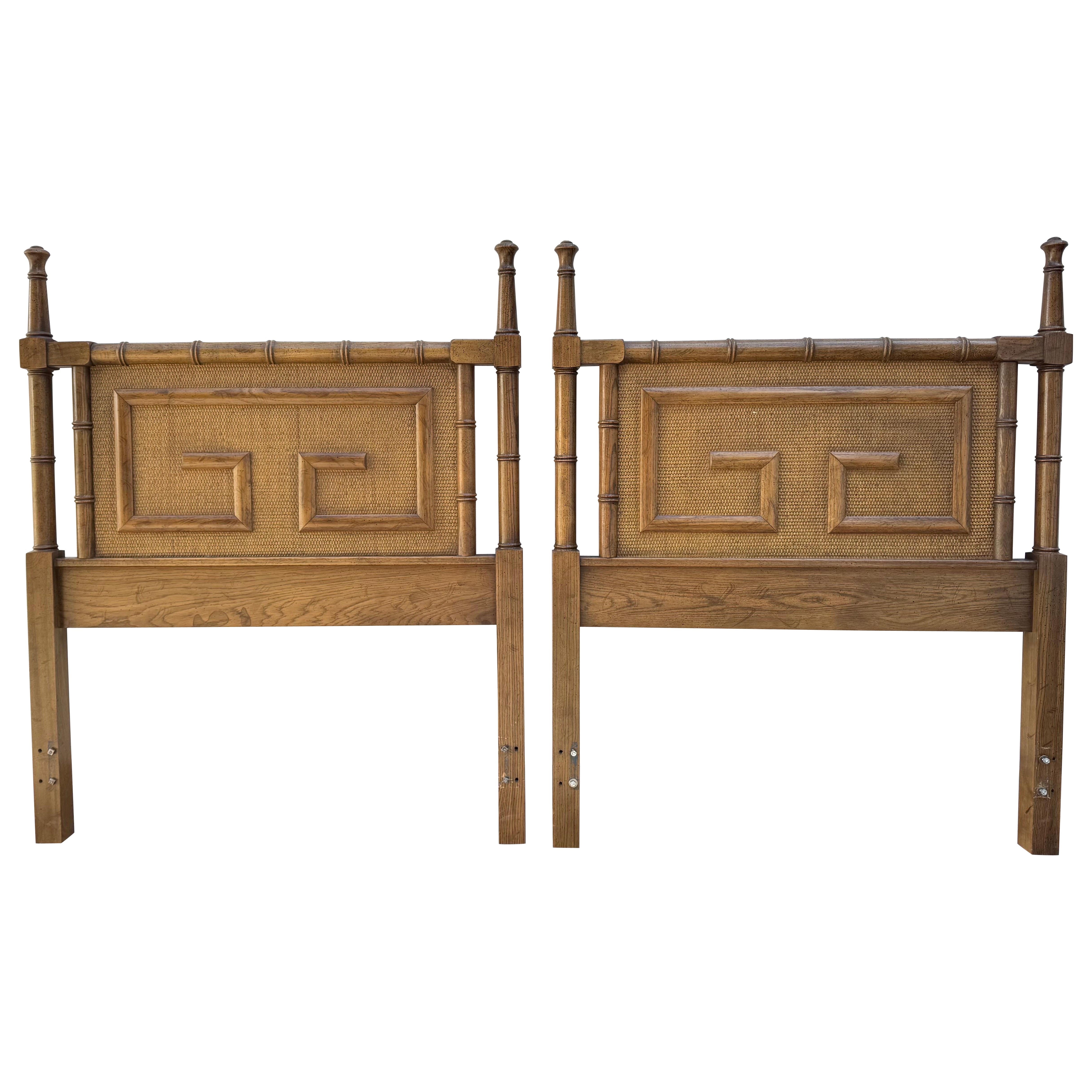 Pareja de cabeceros gemelos Coastal Dixie Shangri-La en venta