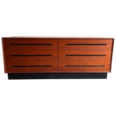 Commode basse moderne du milieu du siècle dernier à 6 tiroirs de Westnofa Norvège
