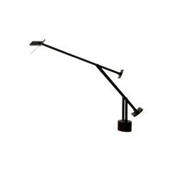 Lampe de table italienne postmoderne Tizio de Richard Sapper pour Artemide, 1970