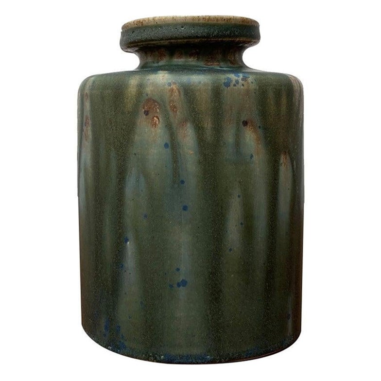 Jarrón minimalista de mediados de siglo Studio Pottery de Rolf Weber, años 60