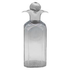 Jarra victoriana de cristal y plata de ley fabricada en 1890 por Joseph Braham