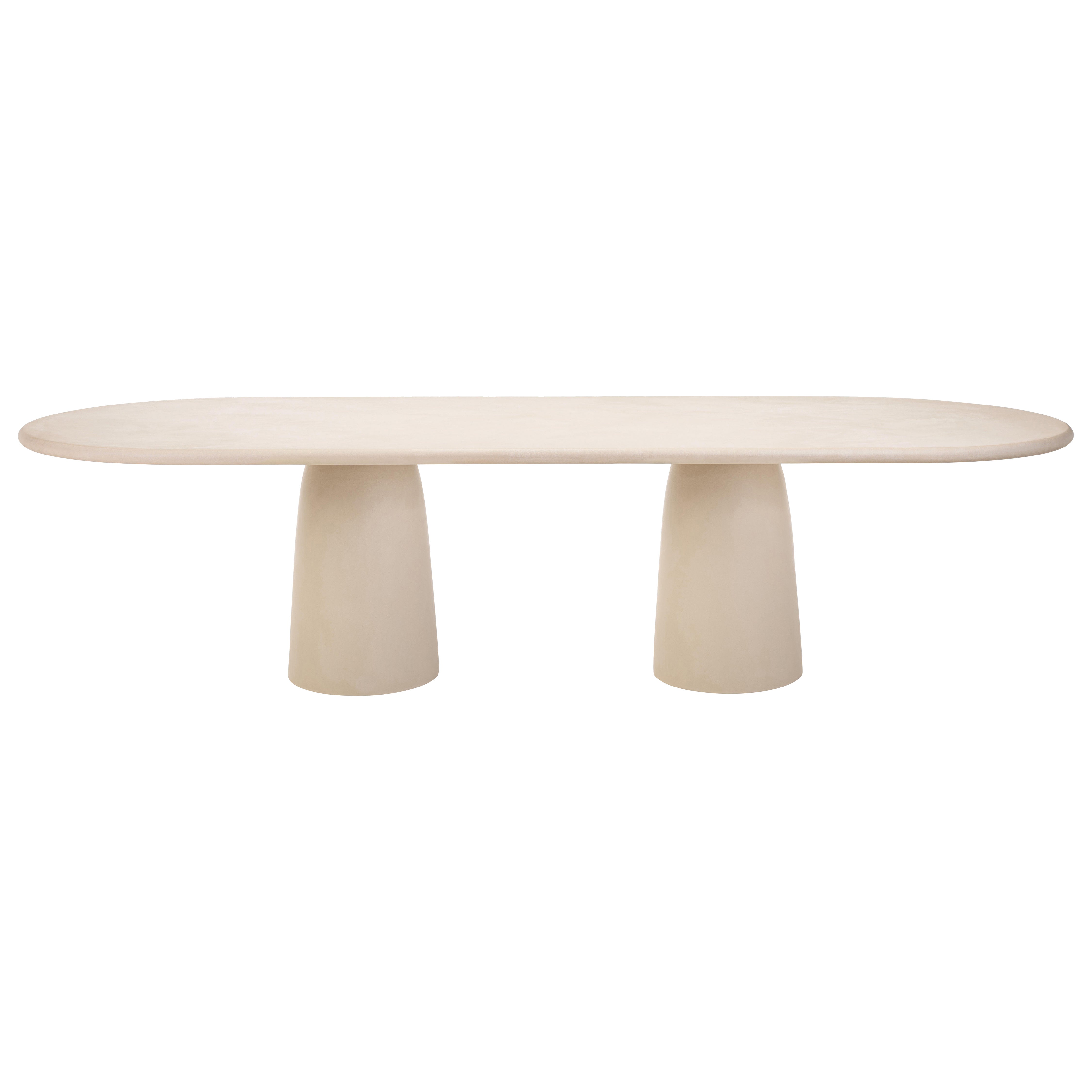 Mesa contemporánea redondeada de yeso natural "Menhir" 320 cm by Isabelle Beaumont en venta