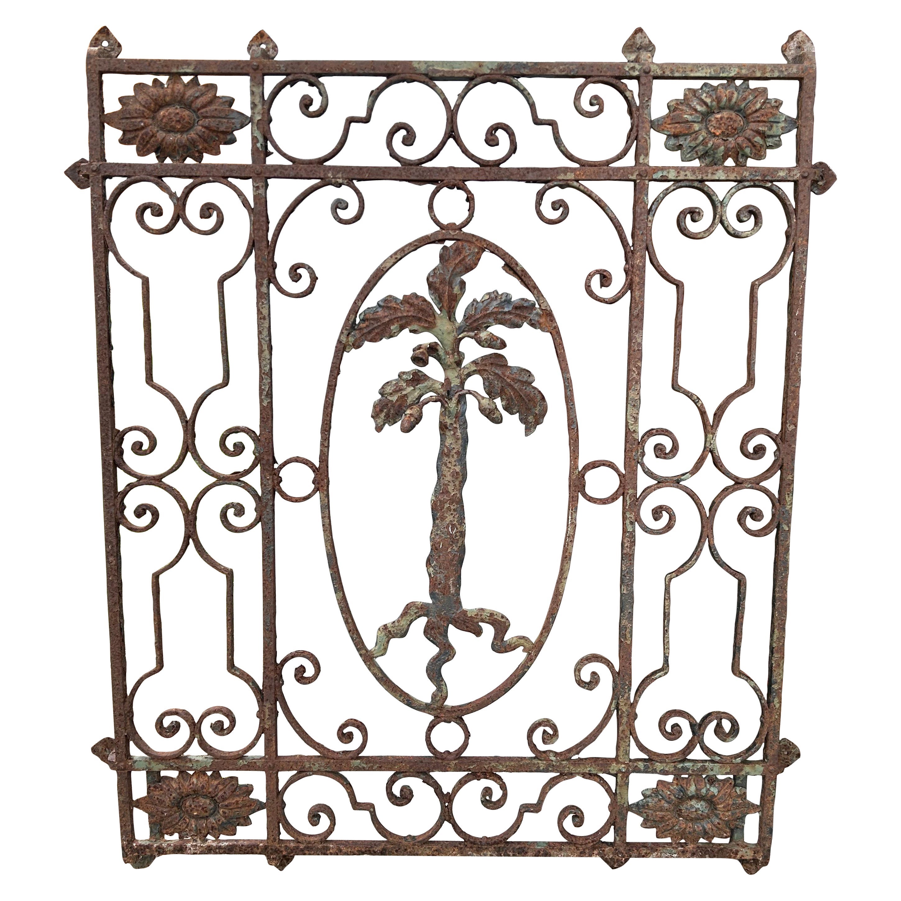 Ancienne grille de fenêtre en fer forgé