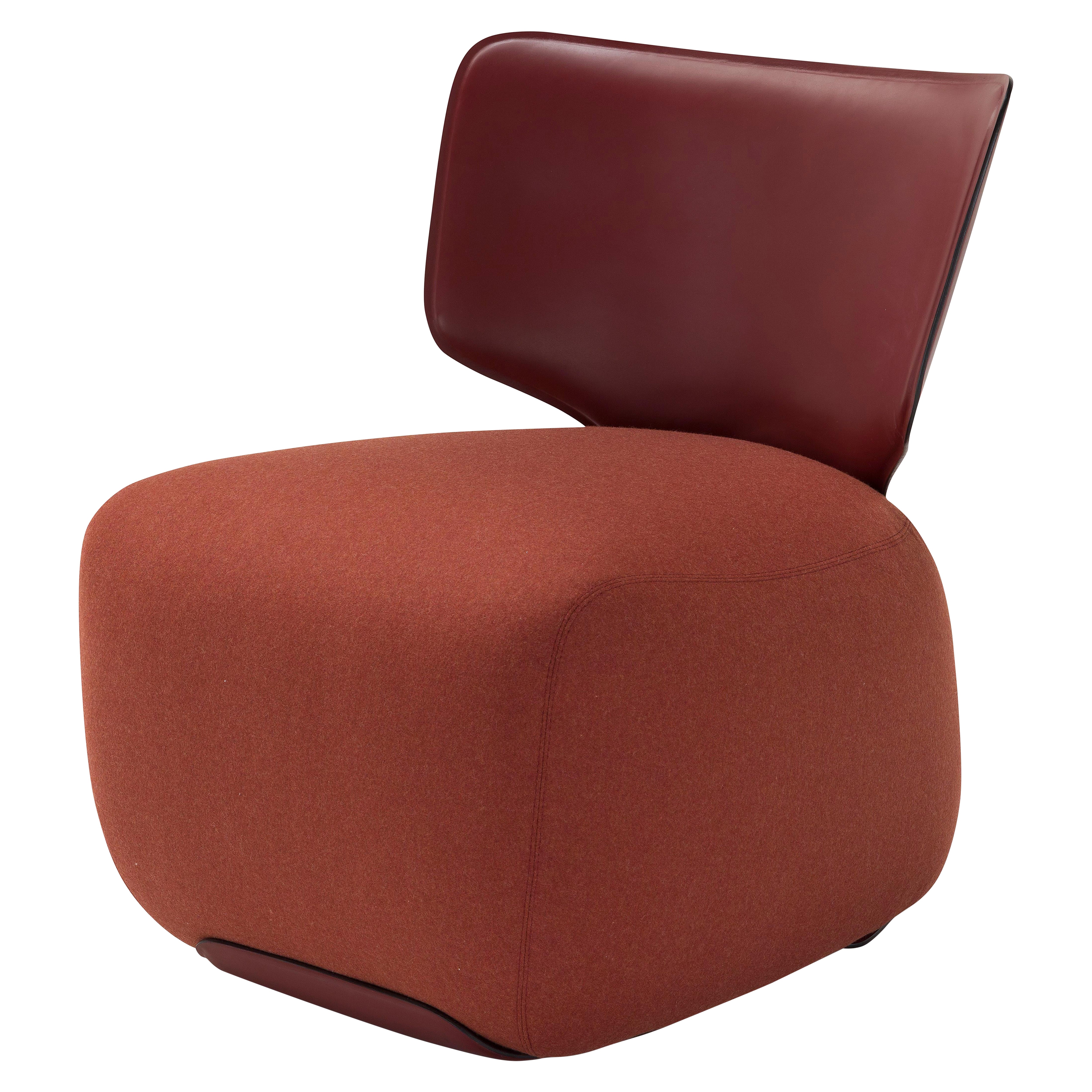 Chaise longue contemporaine 'NOA' Tissu rouge et cuir Cuoio