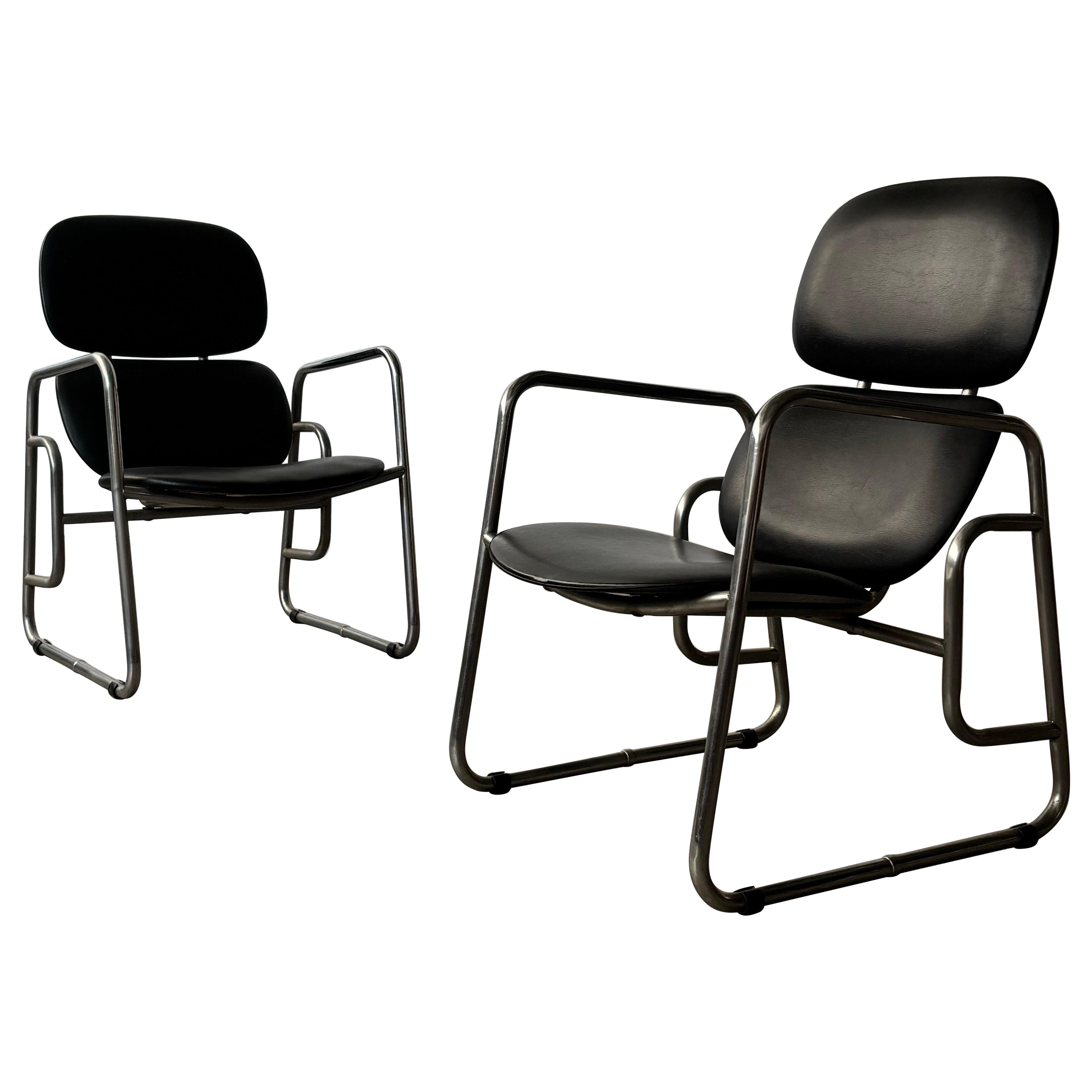 Pair of Bauhaus armchairs in leather and chrome, 1970s Italy For Sale