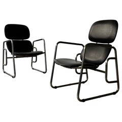 Paire de fauteuils Bauhaus en cuir et chrome, années 1970, Italie