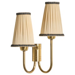 Norwegische Designerin, Wandleuchte, Messing, Stoff, Norwegen, 1950er Jahre