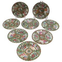 Late 19th Century Set of 8 Chinese Export Cake or Dessert Plates