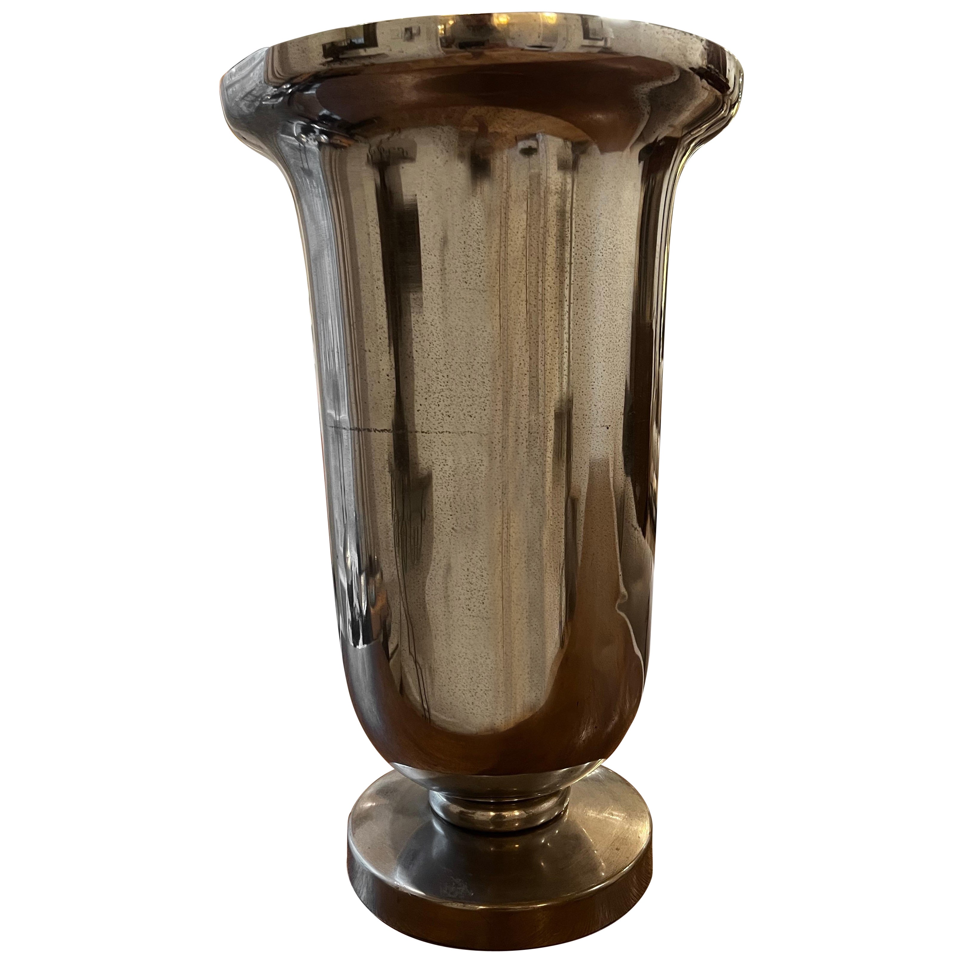Vintage Art-Déco-Tischlampe in Form einer Metallic-Vase in Form einer Metallic-Platte - Ralph Lauren Asset-Tag