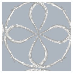 Papier peint blanc et bleu clair d'inspiration Art déco : Quatrefoil Silver
