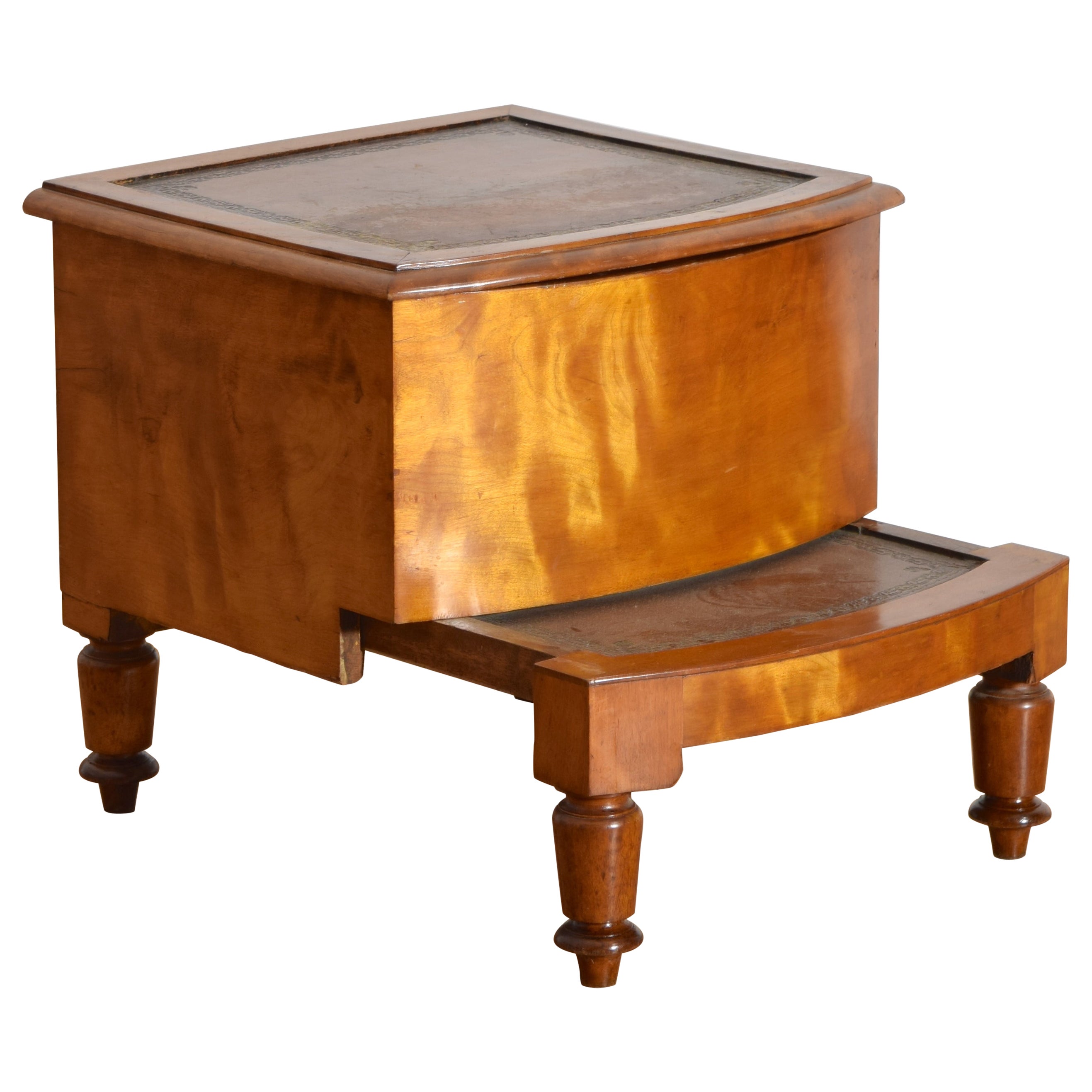 English William IV Period Satinwood & Leather Library Steps, 3rdq 19th cen.
