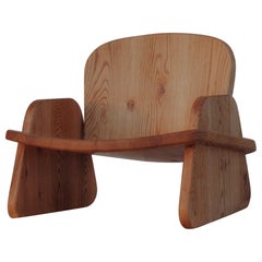 Poltrona American Oak Lobby Armchair by Marco Calhau