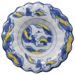 London Delftware Lobed Dish in Polychrome Colours in the Ming Style Late 17thc E