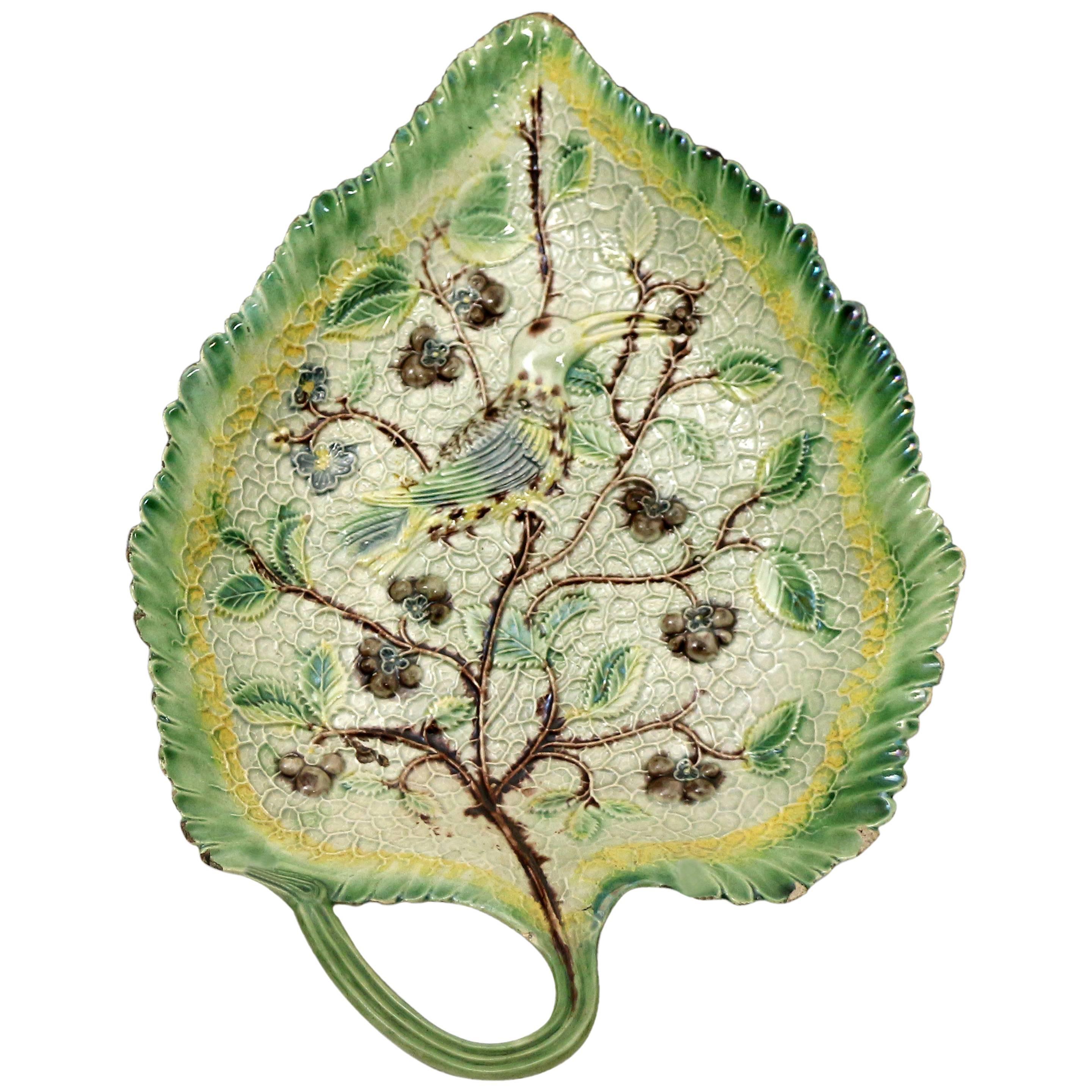 Whieldon Type Pottery Leaf Dish with Relief Decoration of a Bird in Foliage, Sta For Sale