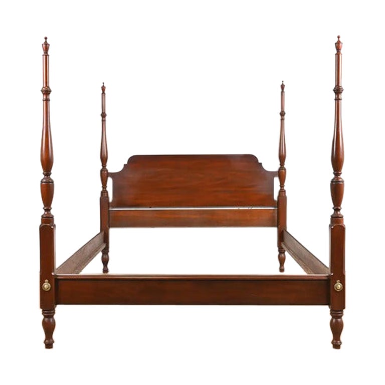 Henkel Harris Georgian Carved Mahogany Queen Size Poster Bed
