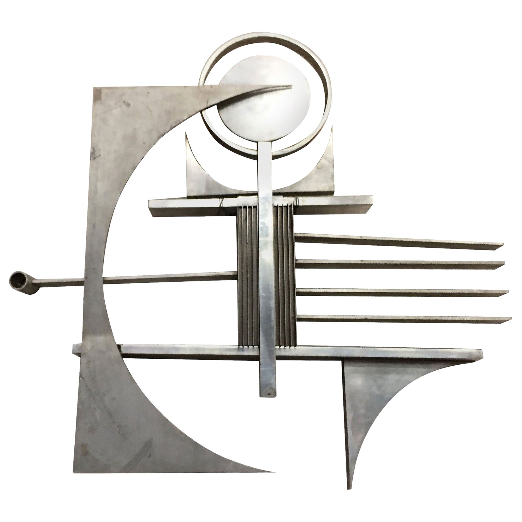 Escultura de pared de arte geométrico Brutalista de mediados de siglo en aluminio y acero de forma libre