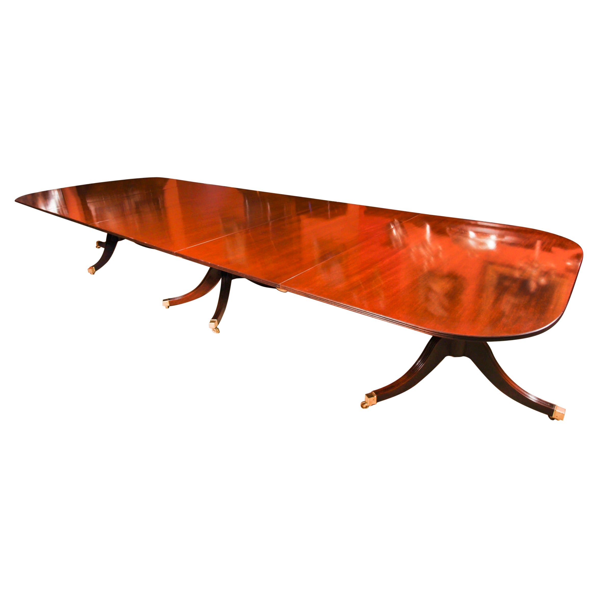 Ancienne table de salle à manger à trois piliers de style George III de 15 pieds Circa 1920 en vente