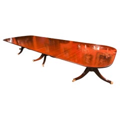 Ancienne table de salle à manger à trois piliers de style George III de 15 pieds Circa 1920