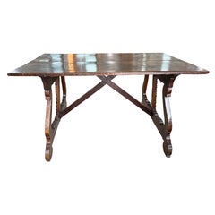 Mesa Fratino Italiana De Nogal Del Siglo XVII Con Patas De Lira